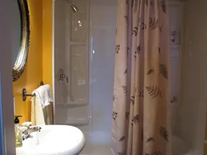 Right Off 'Da Boat B&B - Image 3