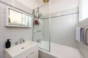 Bright & Comfortable 1BR Unit in Trendy Brunswick! - Image 4