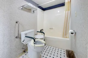 Budget Inn Express - Image 4
