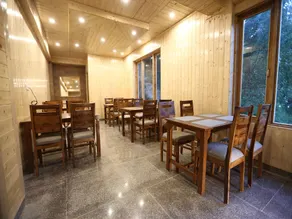 Seven Hills Hotel - Image 4