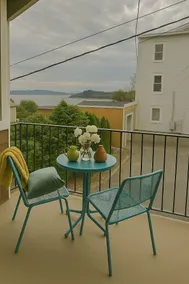 West Queen Anne Townhome - Image 2