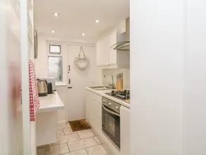 Bluebell Cottage - Image 3