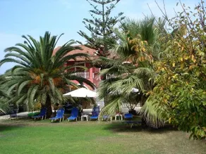 Niki Studios and Apartments - Image 4