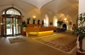 The Coach House at Missenden Abbey - Image 4