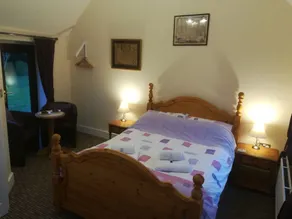 The Duke William Bed and Breakfast - Image 2