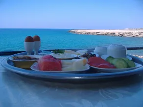Club Malibu Hotel Beach & Restaurant - Image 3