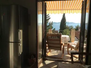 The Sea Cottage Apartments - Image 5
