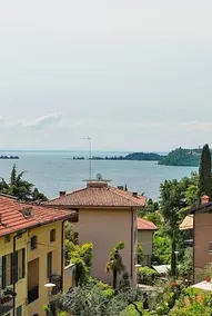 VALLE FIORITA 42 - Lake view Studio - Image 5