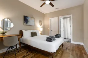 Brand new three story in the heart of the East side - Image 2