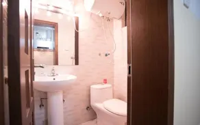 Saga Hotel Kunming - Image 5