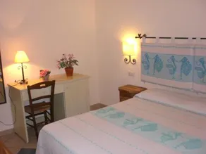 Hotel Maxim - Image 2