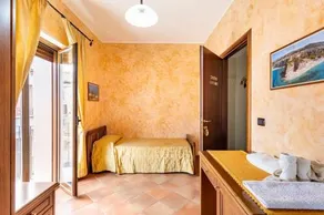 Bed & Breakfast Luxury - Image 5