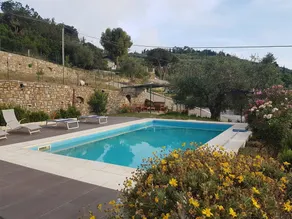 via Diano Calderina Holidays - Image 5