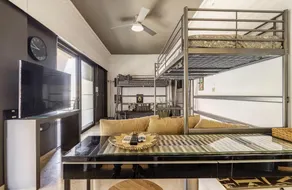 Impeccable 3-bed Apartment in Athens - Image 4