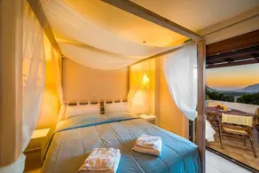 Gasparakis Villas & Bungalows - Image 4