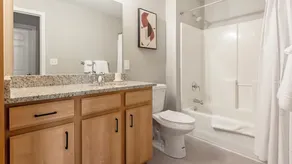 Landing Apartments - Eureka - Image 3