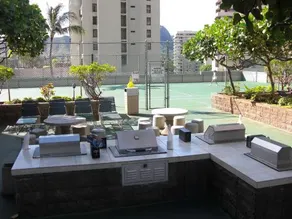 Waikiki Banyan Remodeled Ocean View Condo 2212 - Image 2