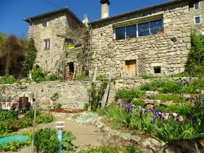 Maison de 5 chambres avec piscine privee et terrasse amenagee a Genestelle - Image 4