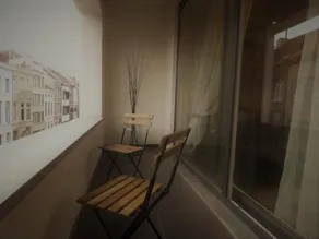 Apartment with balcony in city center - Image 5
