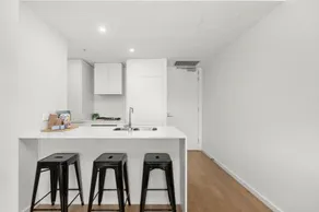 COMPLETE HOST Park View St Kilda - Image 5