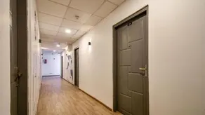 OYO Townhouse 263 Hotel Luxurs Shri Gopal Nagar - Image 4