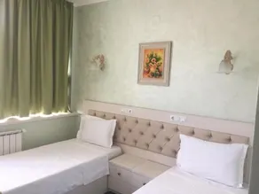 Hamlet Hotel - Image 4