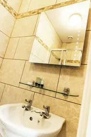 Wingfield Hotel - Image 3