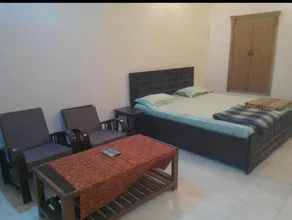 Tourist Guest House - Image 3