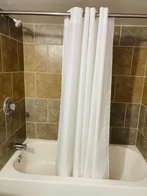 Niagara Holiday Apartment - Image 2