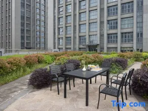 Haiyan Sanyin Gaokong Hotel - Image 4