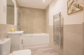 Skyline - Serviced Apartments Stevenage - Image 5