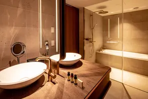 Hyatt Regency Fukuoka - Image 2