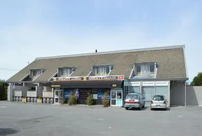 Darfield Hotel - Image 1