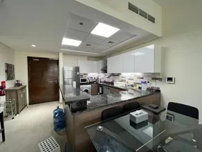 Spacious 2 Bed - Family Stays - Image 5
