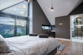 Ty Cyfoes - Luxurious 4 Bedroom - St. Florence - Image 4