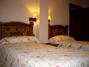 Apartamentos Artigot - Image 3