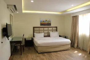 Sea Club Resort - Image 3
