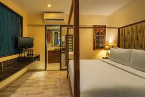 Hotel Shalimar Palace - Image 2