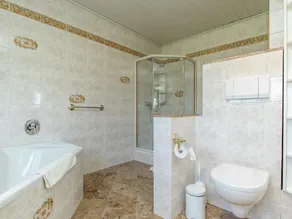Spacious Holiday Home in the Ardennes with Sauna & Hot Tub - Image 4