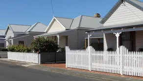 Bluebird Cottage - Image 2