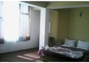 Mountain View Balcony rooms on main road Shimla - Image 2