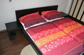 Apartment Love Smast - Image 3