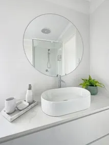 Studio Seaside Self contained apartment - Image 2