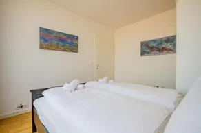 Luxury Apartment with balcony in Downtown - Image 2
