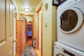 Blissful on B - Entire Property - Image 4