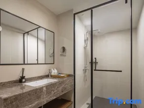 Vretreats· Star Lodge Takada  Boutique Hotel - Image 5