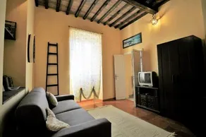 House Lavinia - Image 2