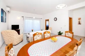 Apartments Andrea - Image 2