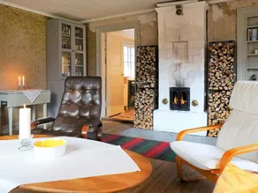 5 Person Holiday Home in Hallekis - Image 5