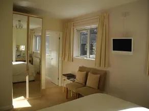 Ambleside Lodge - Image 3